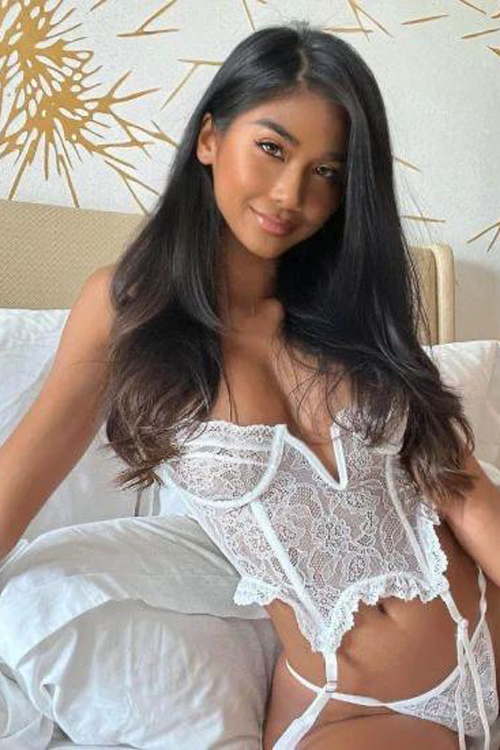 Ibiza tops - Escorts - SUNNY